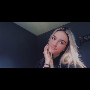 Meet your Posher, Ariel